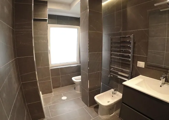 Signorile 2b With Private Bathroom And Kitchenette バーリ